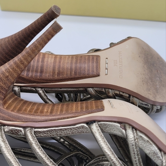 Max Studio Women's Strappy Sandal Heels Matte Gold Metallic Size 10M - Picture 11 of 12